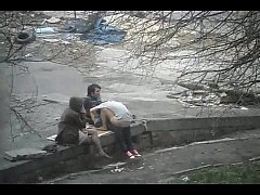 Долбит телку в зад