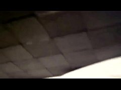 Молодые парень трахнул жену пока она спит